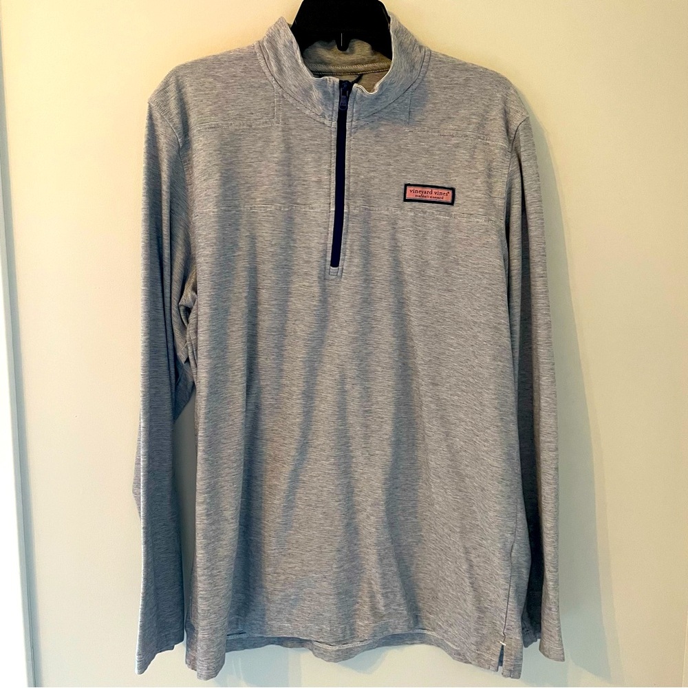 Vineyard Vines Men's Gray Quarter-Zip Pullover